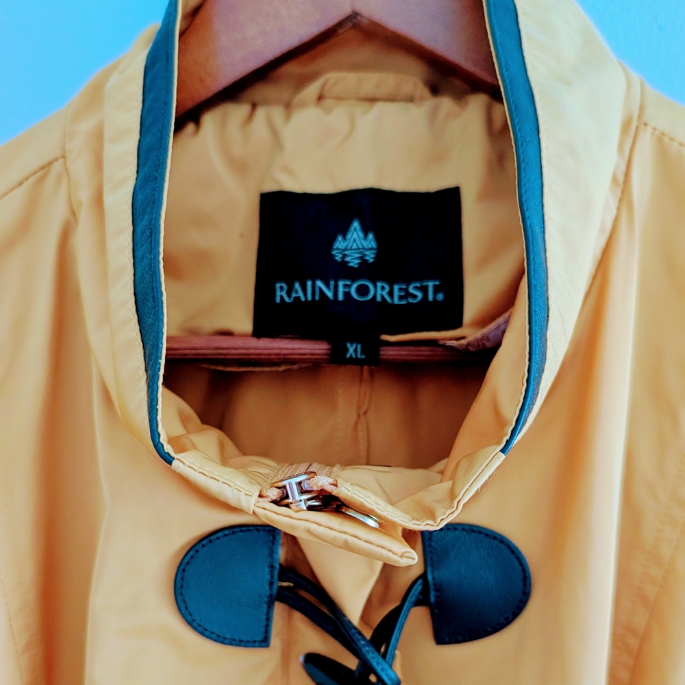 Classic Rain Jacket - Picture 3 of 11